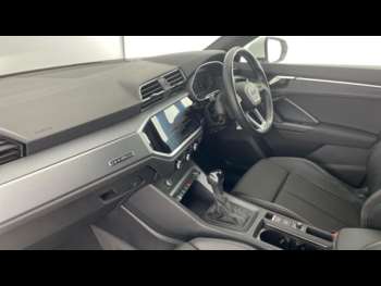 Used Audi Q3 2021 for sale - 74238951: Photo