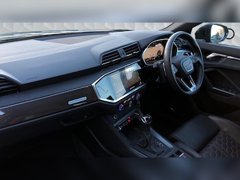 Used Audi RS Q3 2024 for sale - 77505378: Photo