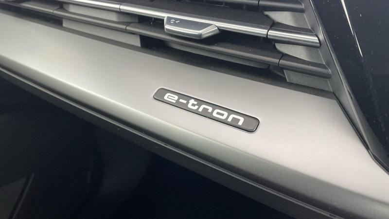 Used Audi Q4 e-tron 2024 for sale - 75582010: Photo 15