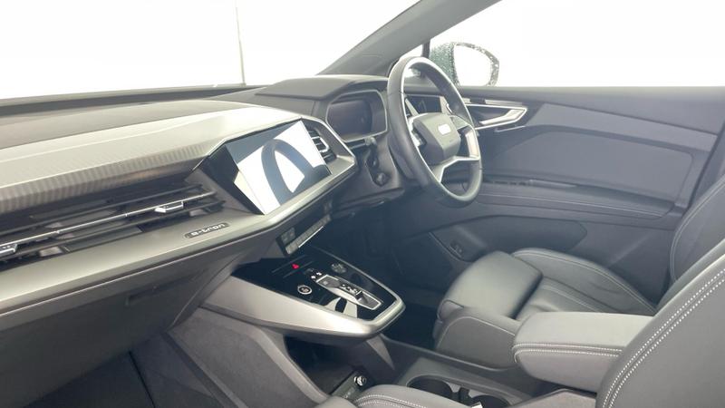 Used Audi Q4 e-tron 2024 for sale - 75582010: Photo 2