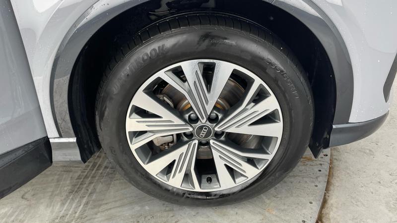 Used Audi Q4 e-tron 2024 for sale - 75582010: Photo 5