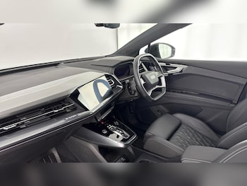 Used Audi Q4 e-tron 2023 for sale - 77968888: Photo