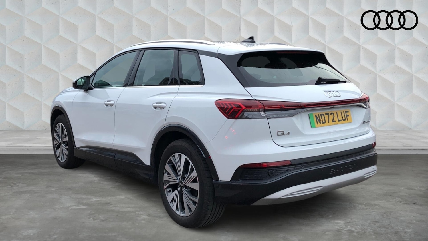 Used Audi Q4 e-tron 2023 for sale - 77602754: Photo 3