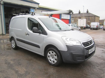 Used Peugeot Partner 2018 for sale - 77607278: Photo