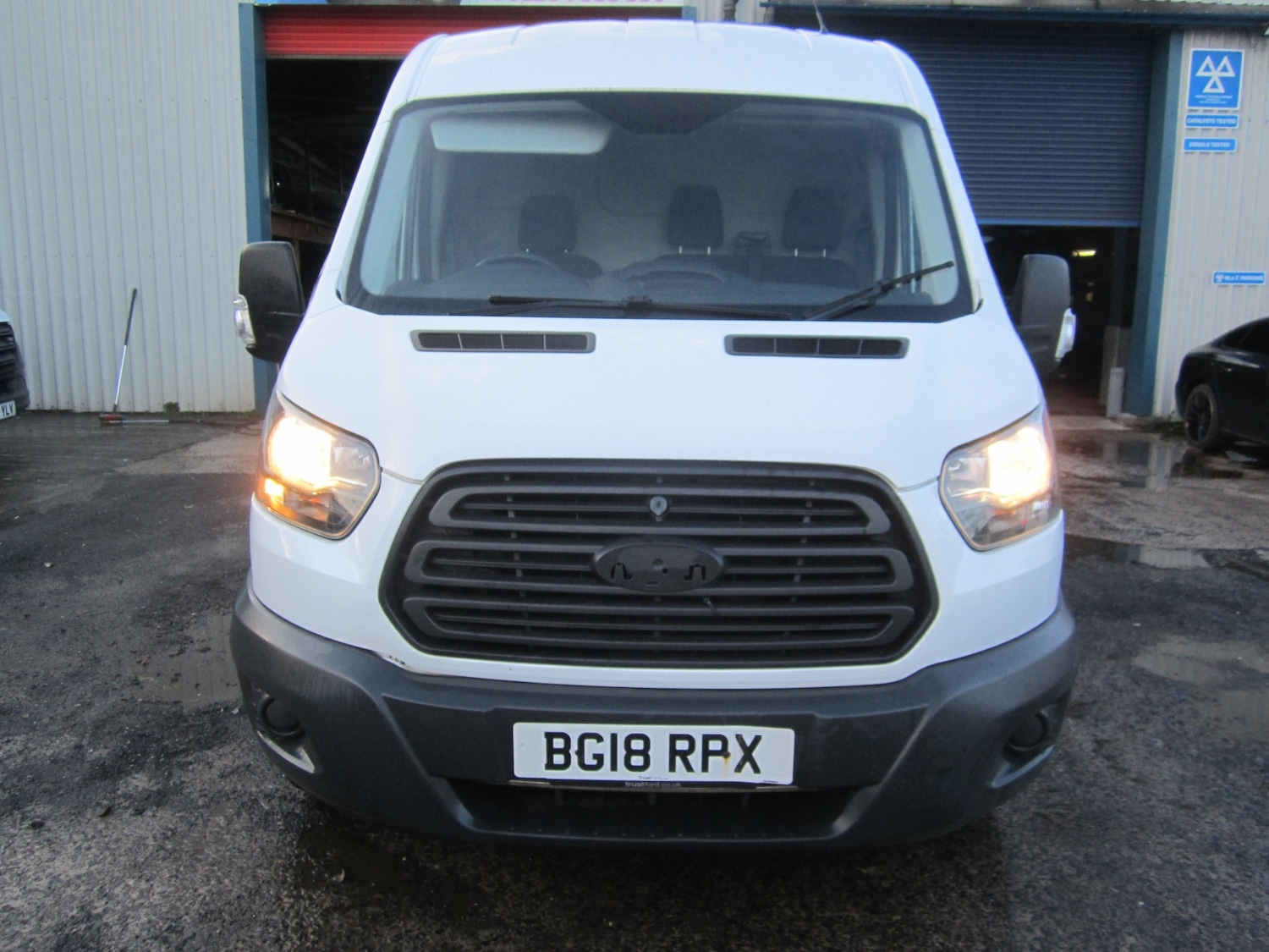 Used Ford Transit 2018 for sale - 76780431: Photo 2