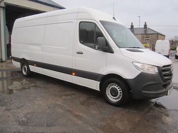 Mercedes-Benz - Sprinter