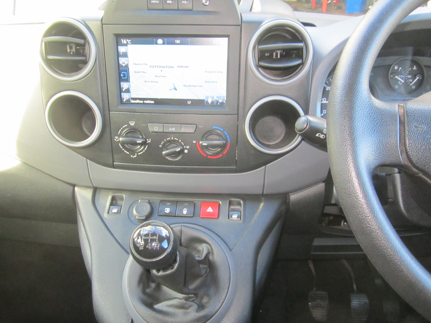 Used Peugeot Partner 2018 for sale - 76531353: Photo 15