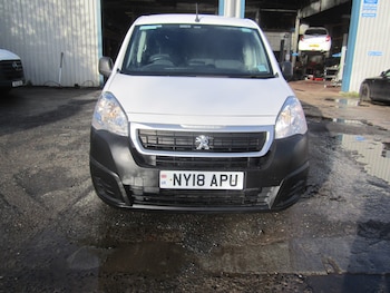 Used Peugeot Partner 2018 for sale - 76531353: Photo