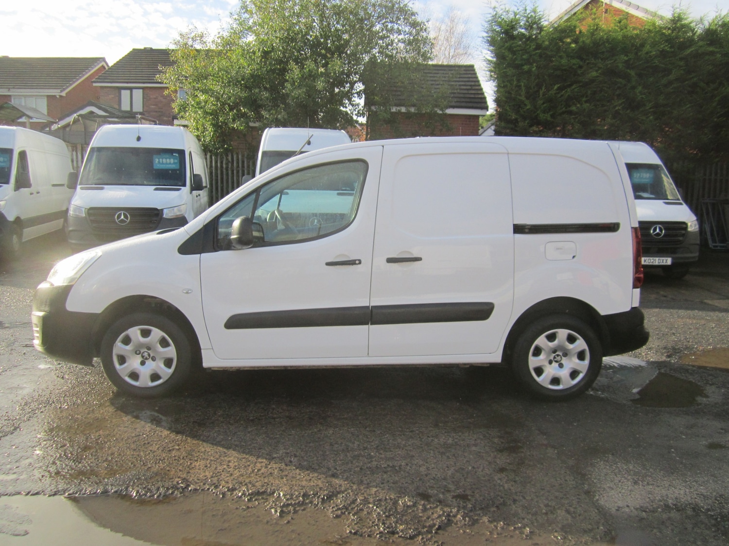 Used Peugeot Partner 2018 for sale - 76531353: Photo 4