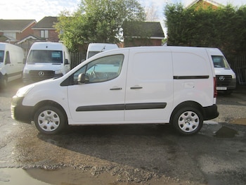 Used Peugeot Partner 2018 for sale - 76531353: Photo