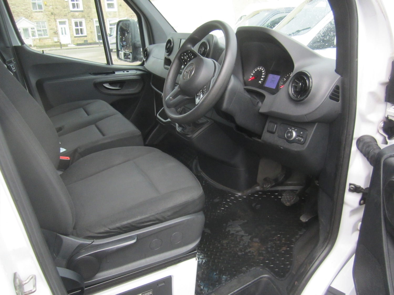 Used Mercedes-Benz Sprinter 2022 for sale - 77691114: Photo 9