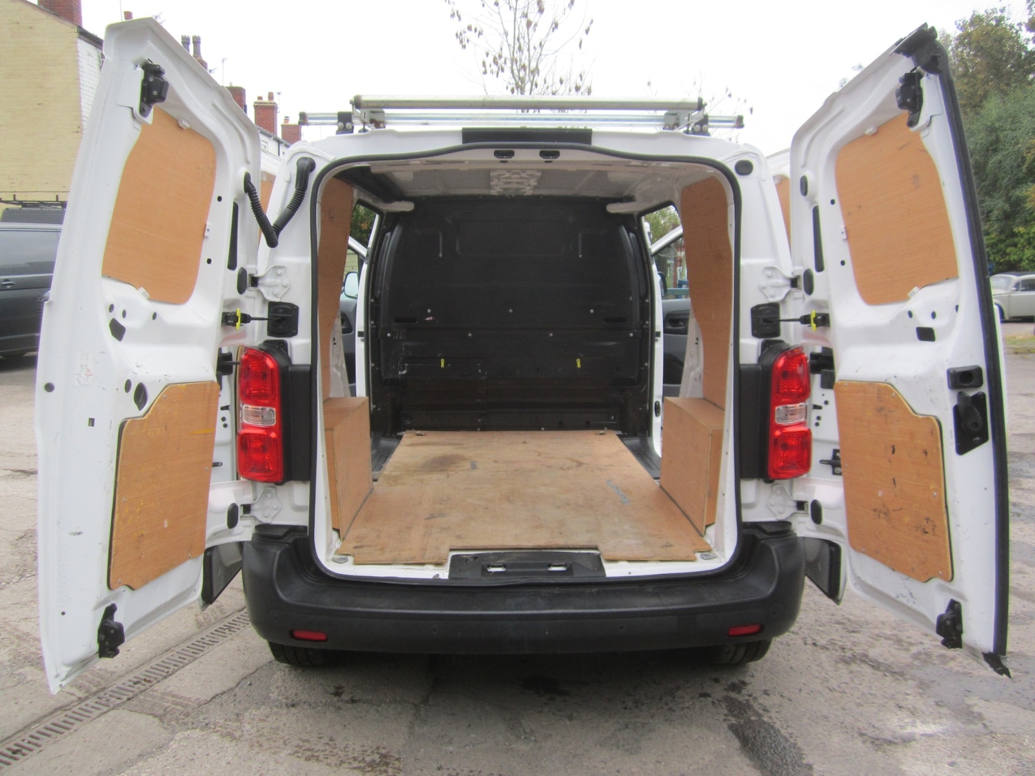 Used Peugeot Expert 2022 for sale - 76302920: Photo 12