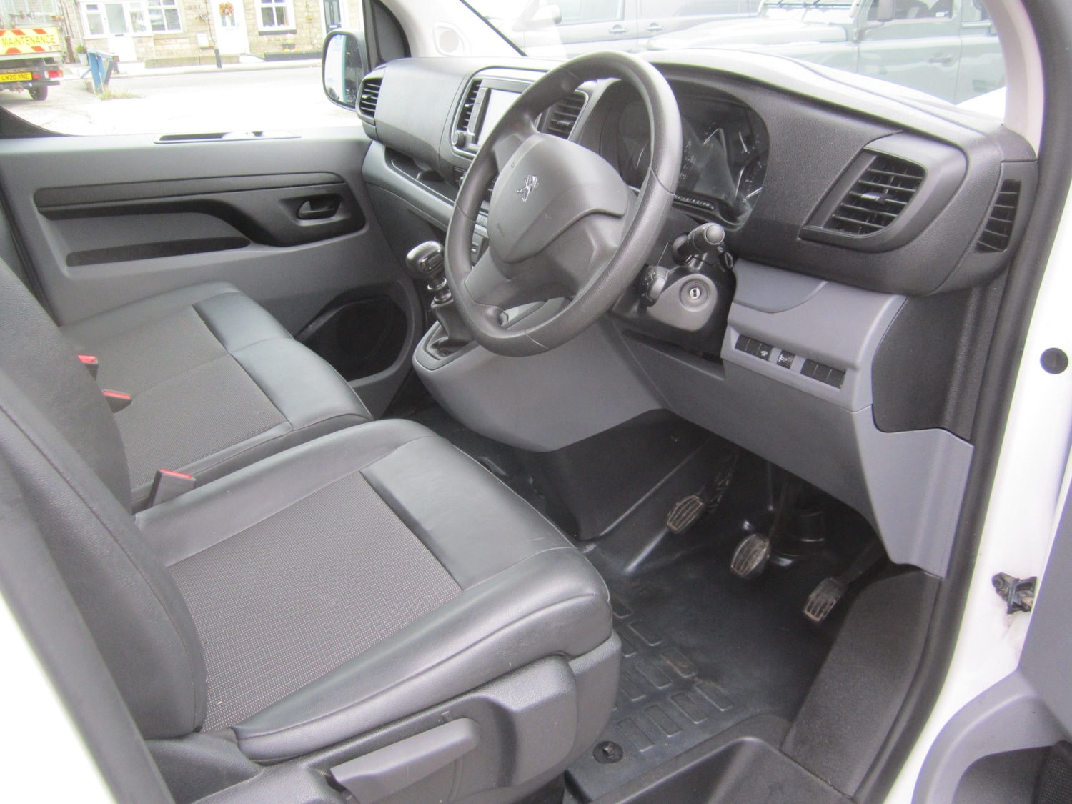Used Peugeot Expert 2022 for sale - 76302920: Photo 9
