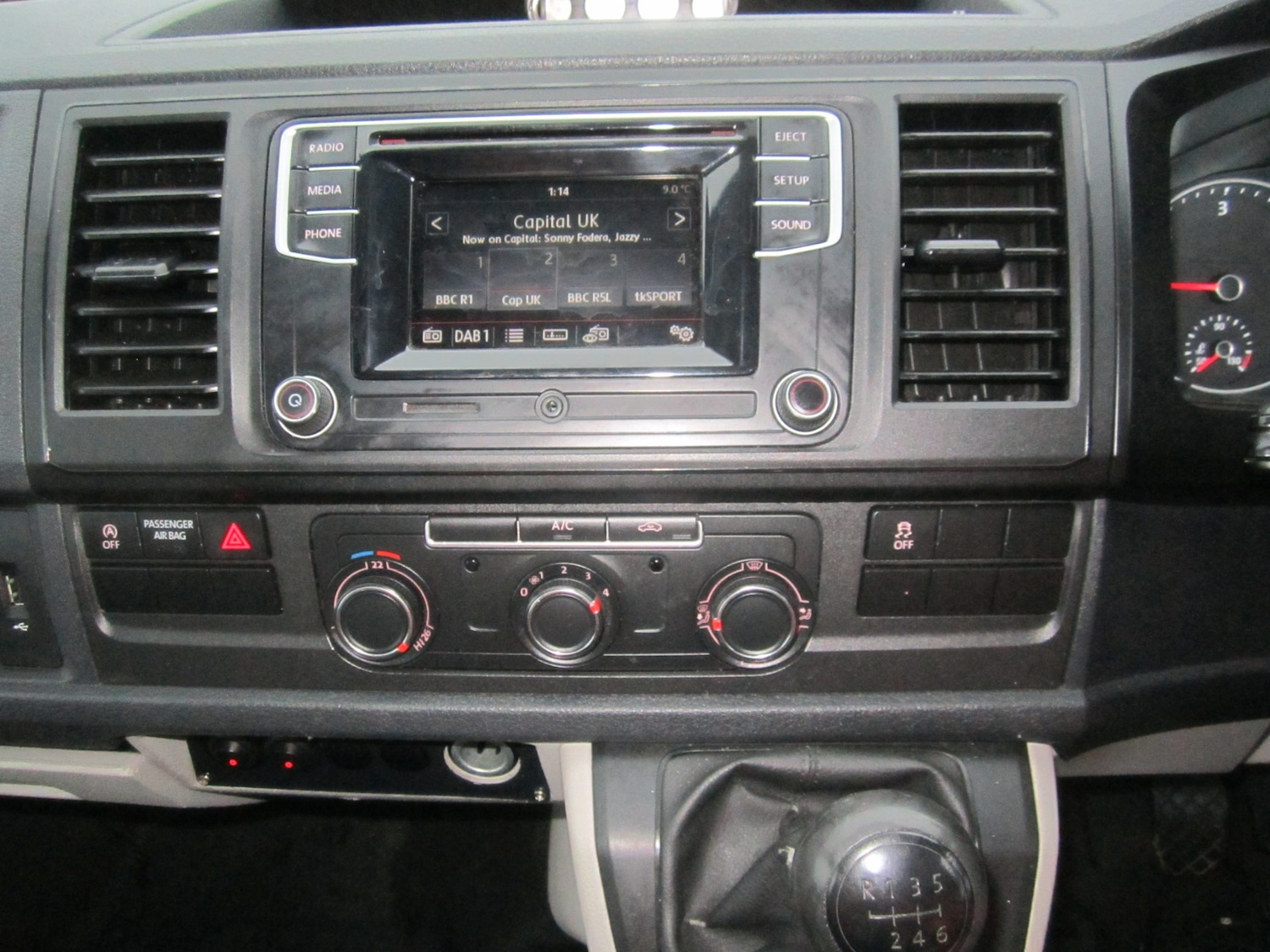 Used Volkswagen Transporter 2020 for sale - 76613436: Photo 16