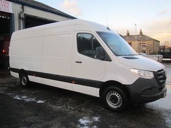 Mercedes-Benz Sprinter feature image