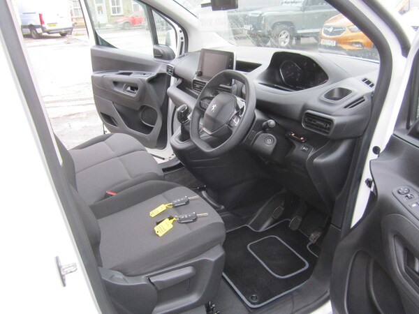 Used Peugeot Partner 2020 for sale - 76243059: Photo 11