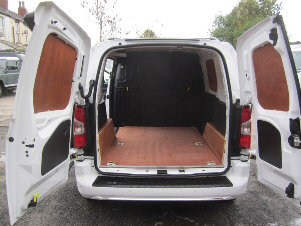 Used Peugeot Partner 2020 for sale - 76243059: Photo 13