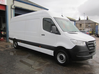 Mercedes-Benz - Sprinter