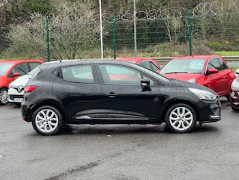 Used Renault Clio 2017 for sale - 79308421: Photo