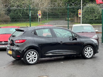Used Renault Clio 2017 for sale - 79308421: Photo