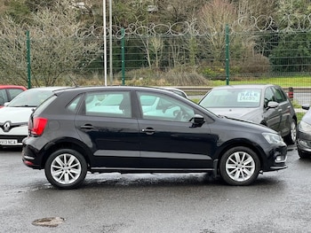 Used Volkswagen Polo 2016 for sale - 77318708: Photo