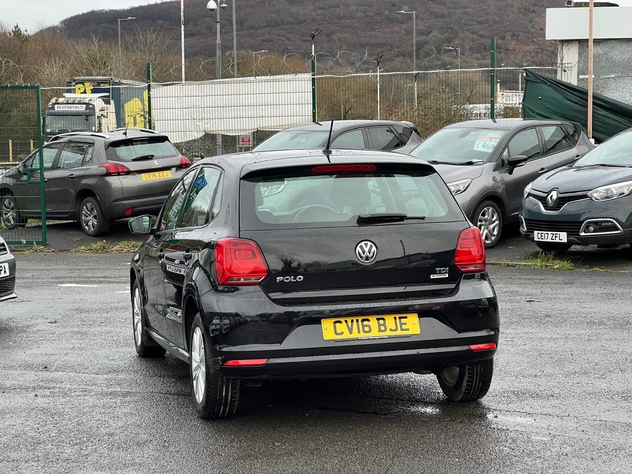 Used Volkswagen Polo 2016 for sale - 77318708: Photo 6