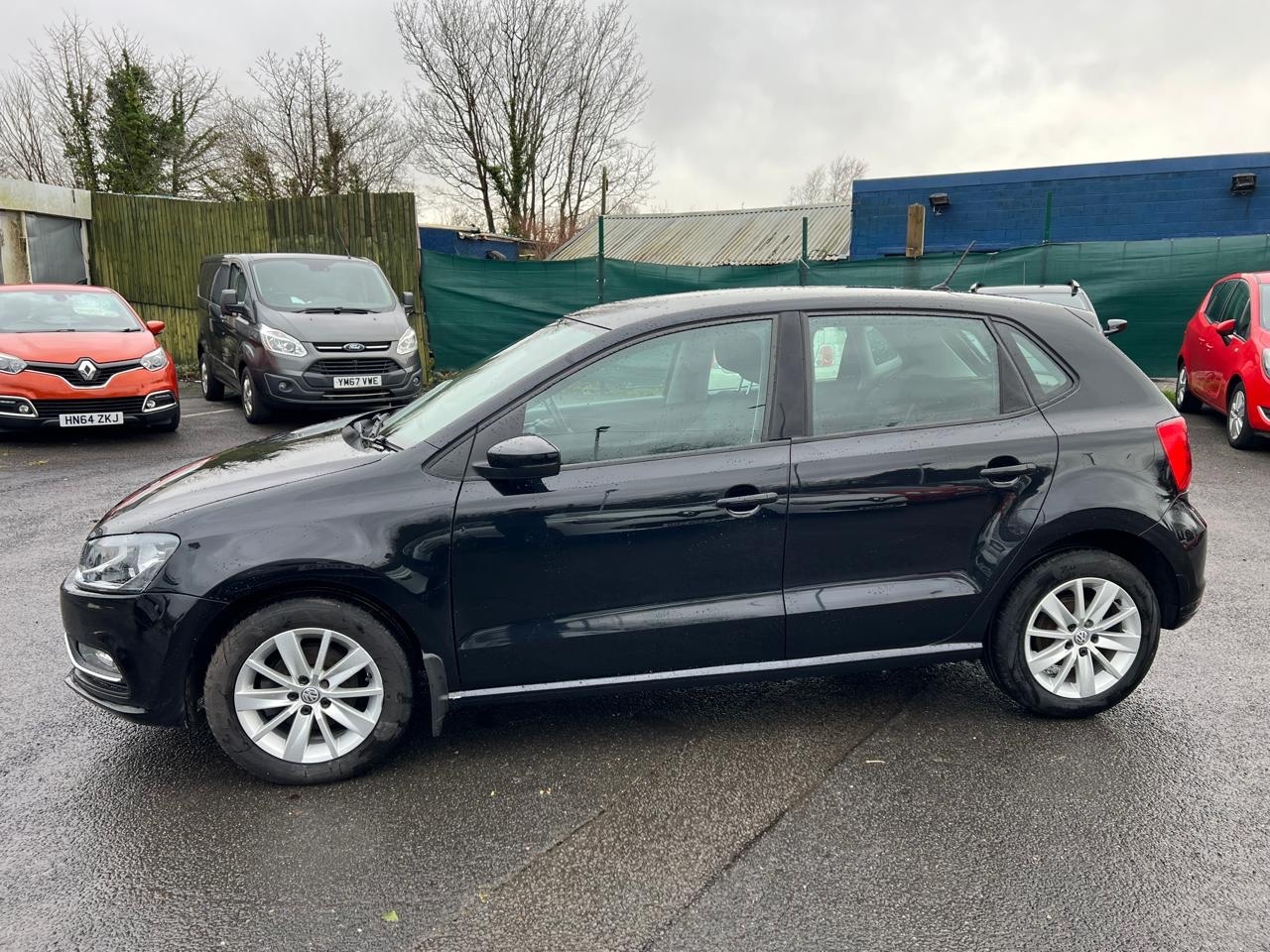 Used Volkswagen Polo 2016 for sale - 77318708: Photo 8