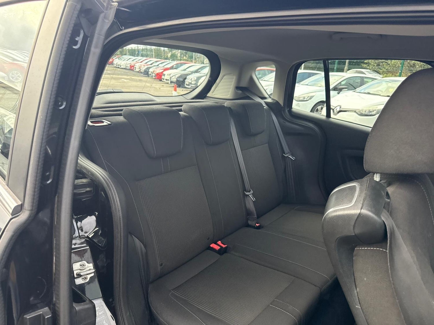 Used Ford B-MAX 2013 for sale - 76877880: Photo 15