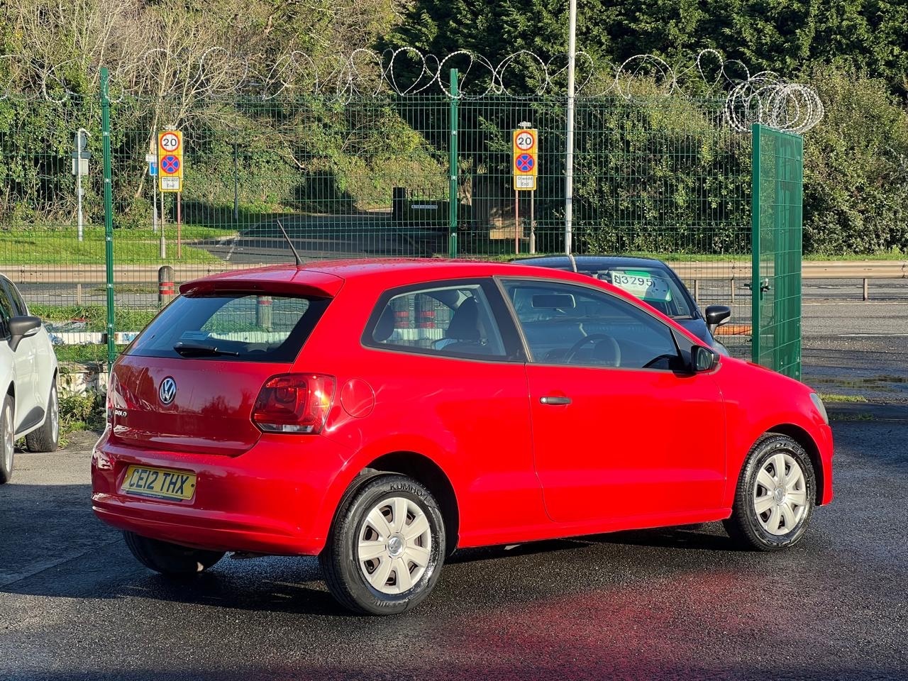 Used Volkswagen Polo 2012 for sale - 77033704: Photo 4