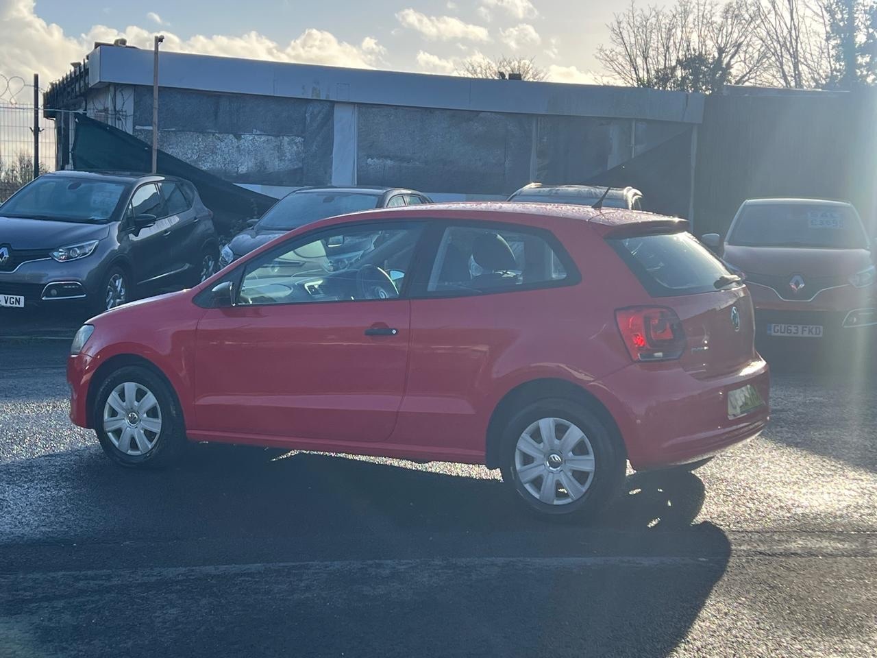 Used Volkswagen Polo 2012 for sale - 77033704: Photo 9