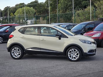Used Renault Captur 2015 for sale - 79617045: Photo