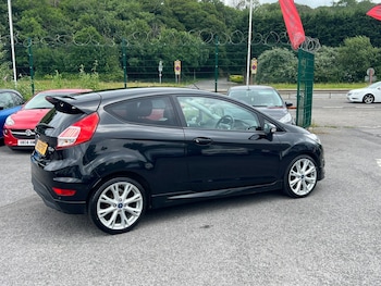 Used Ford Fiesta 2016 for sale - 79271570: Photo