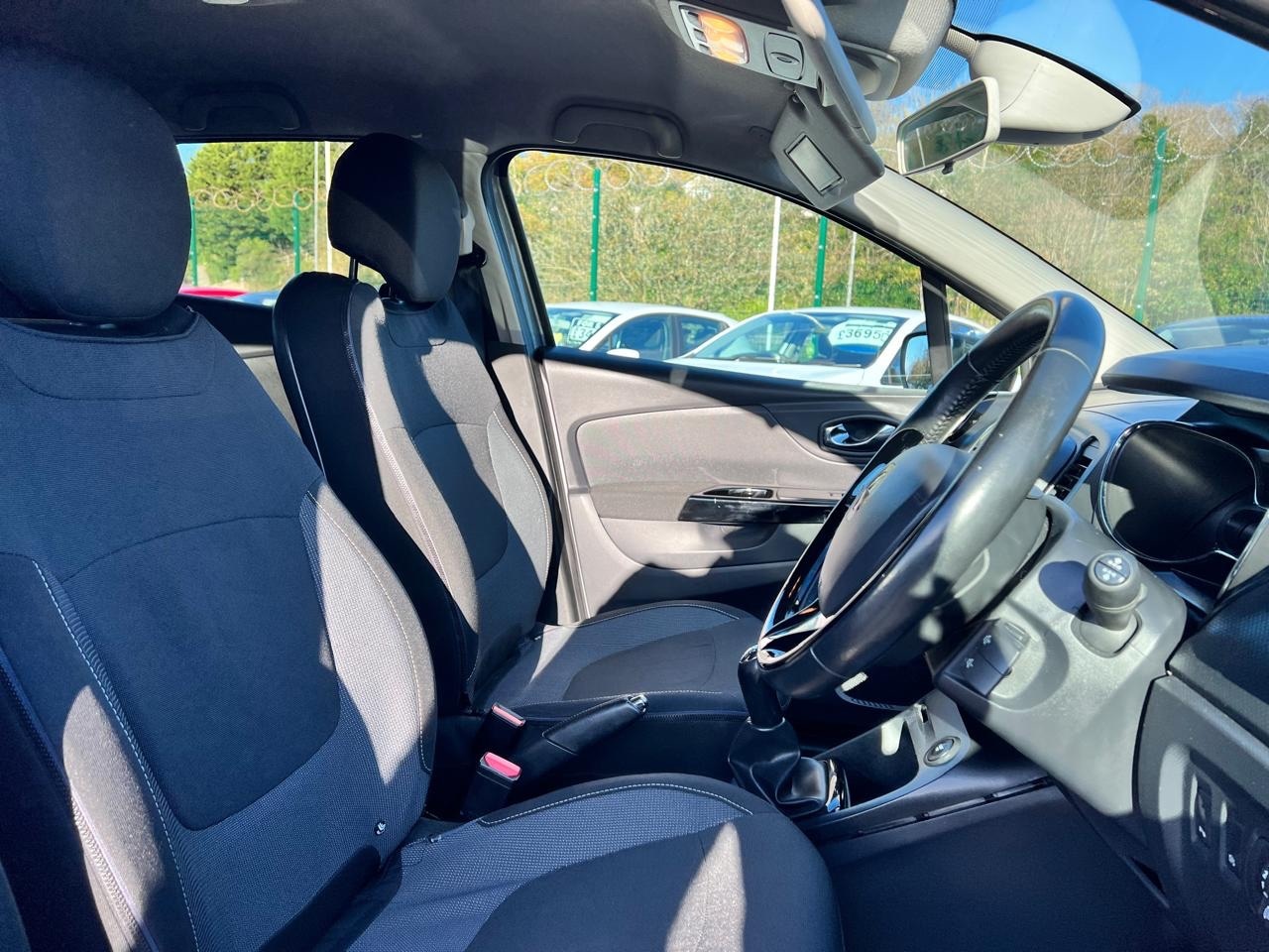 Used Renault Captur 2016 for sale - 76710447: Photo 13