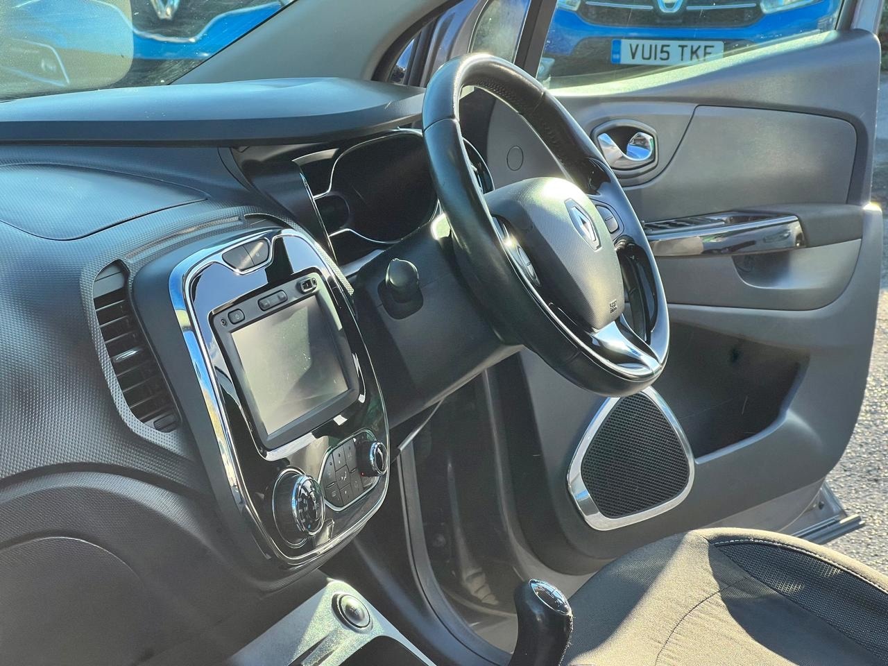 Used Renault Captur 2016 for sale - 76710447: Photo 14