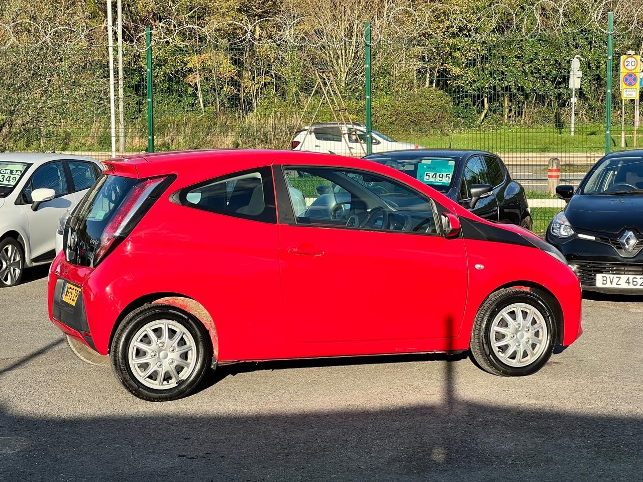 Used Toyota AYGO 2015 for sale - 76693145: Photo 3