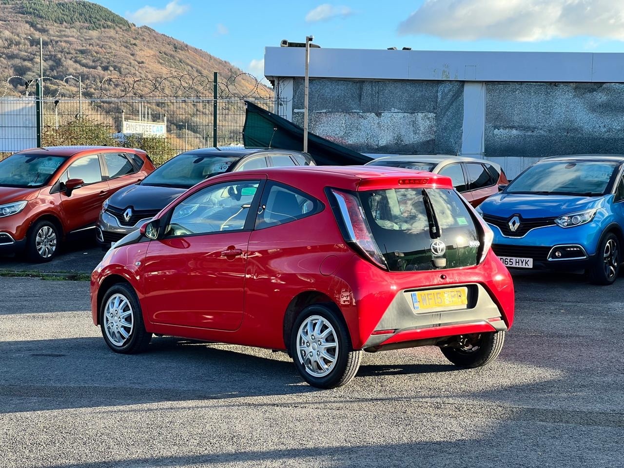 Used Toyota AYGO 2015 for sale - 76693145: Photo 6