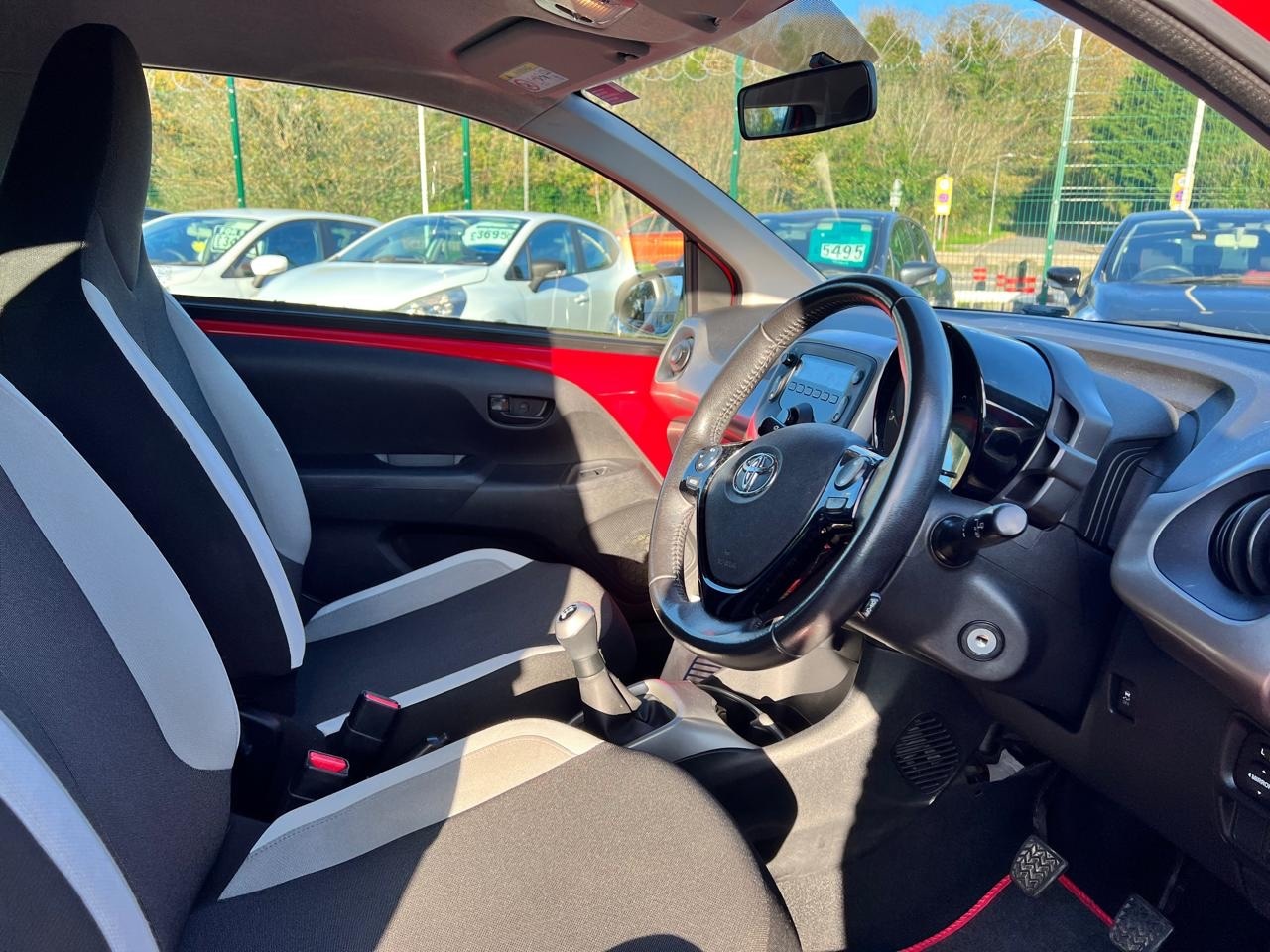 Used Toyota AYGO 2015 for sale - 76693145: Photo 9