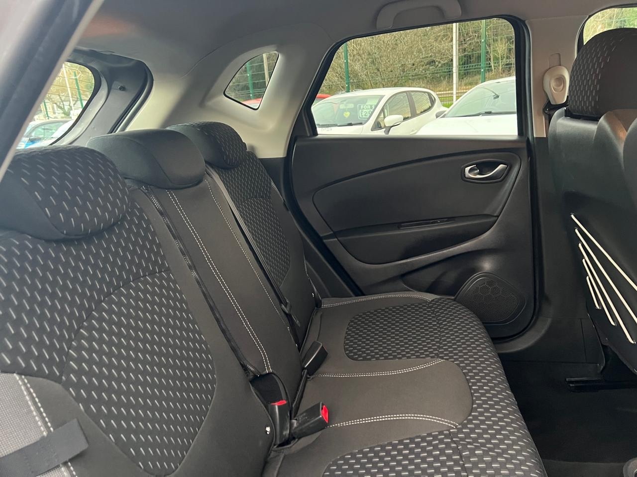 Used Renault Captur 2018 for sale - 77223297: Photo 17