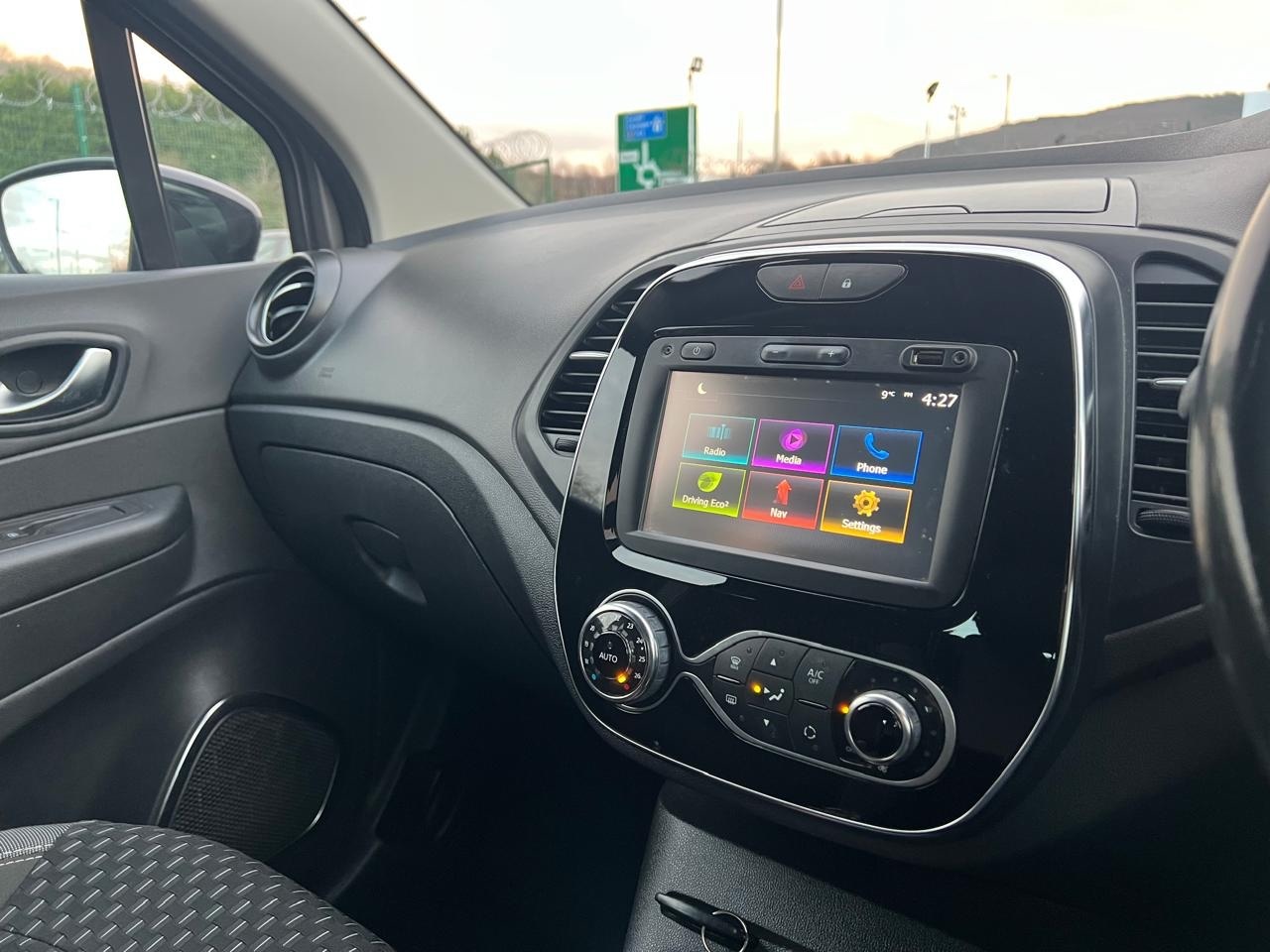 Used Renault Captur 2018 for sale - 77223297: Photo 19