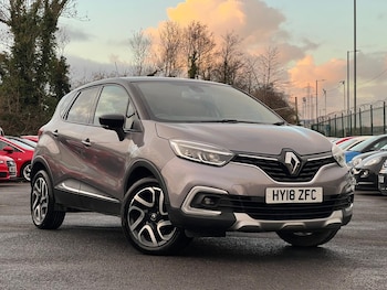 Used Renault Captur 2018 for sale - 77223297: Photo