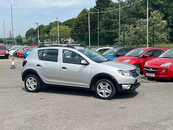 Used Dacia Sandero Stepway 2016 for sale - 79193762: Photo