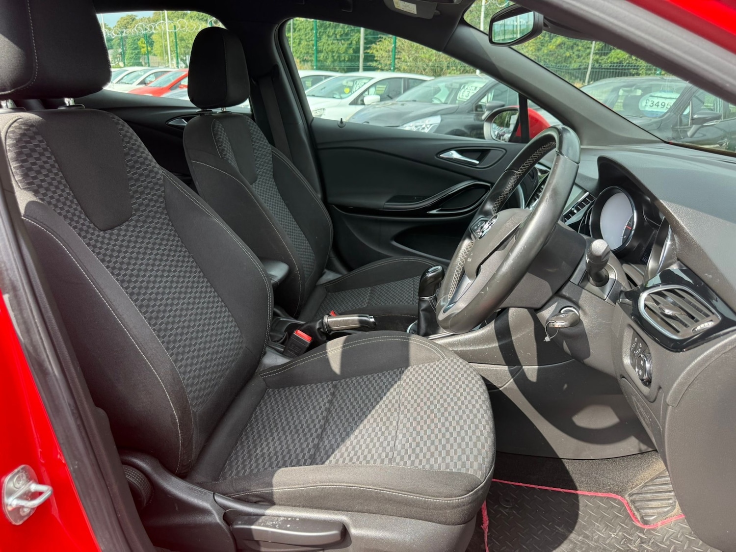 Used Vauxhall Astra 2016 for sale - 77207520: Photo 9