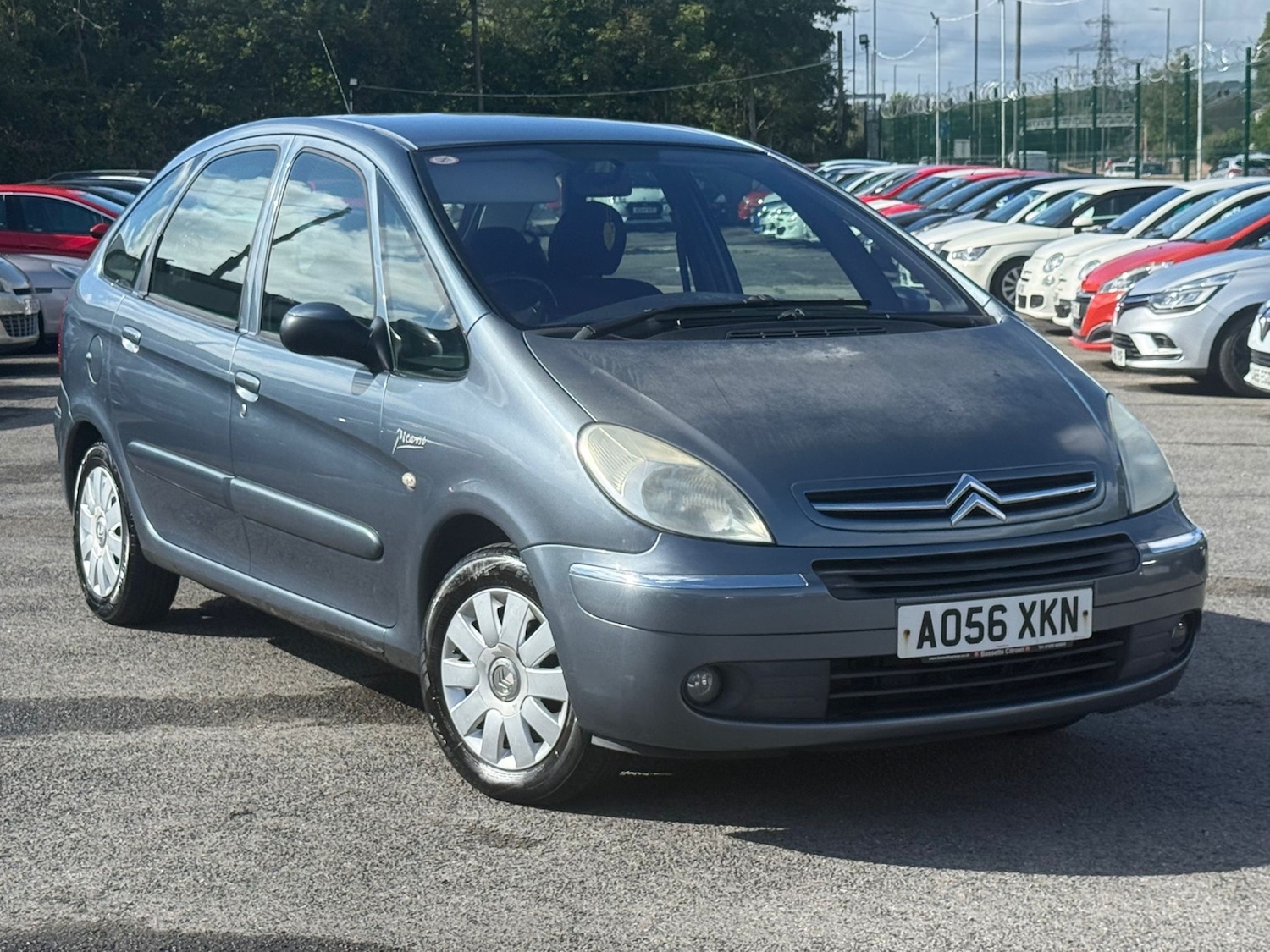 Used Citroen Xsara Picasso 2006 for sale - 76971877: Photo 2