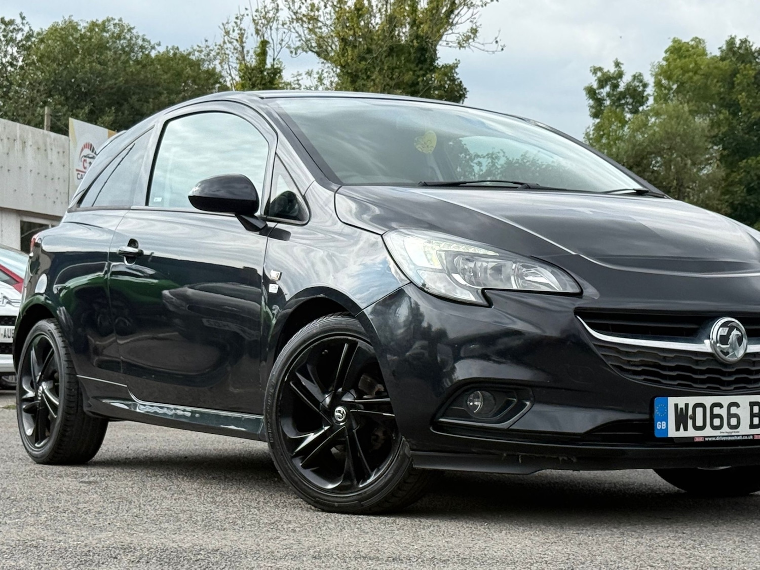 Used Vauxhall Corsa 2017 for sale - 77207552: Photo 2