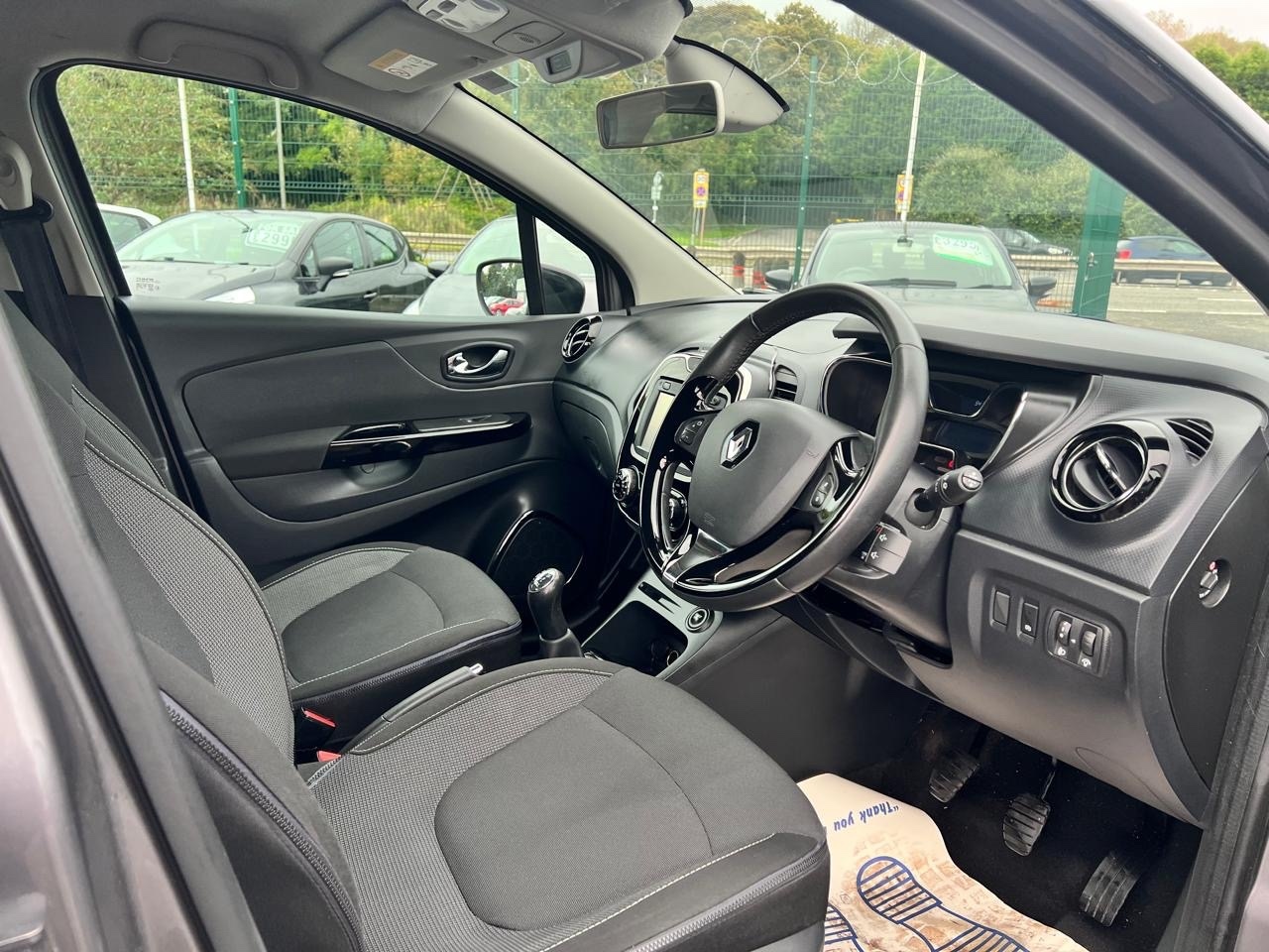 Used Renault Captur 2014 for sale - 77023379: Photo 11