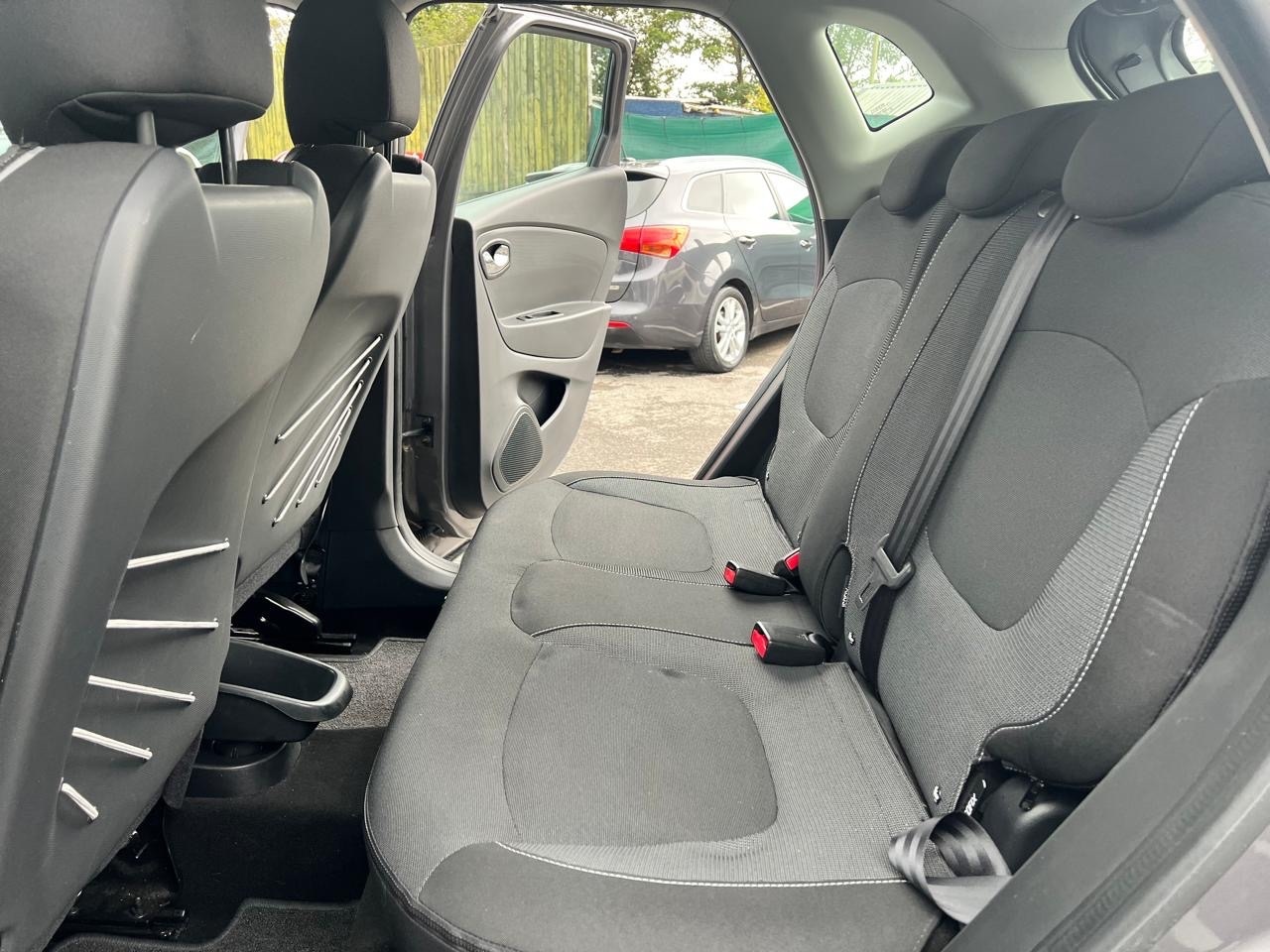 Used Renault Captur 2014 for sale - 77023379: Photo 15