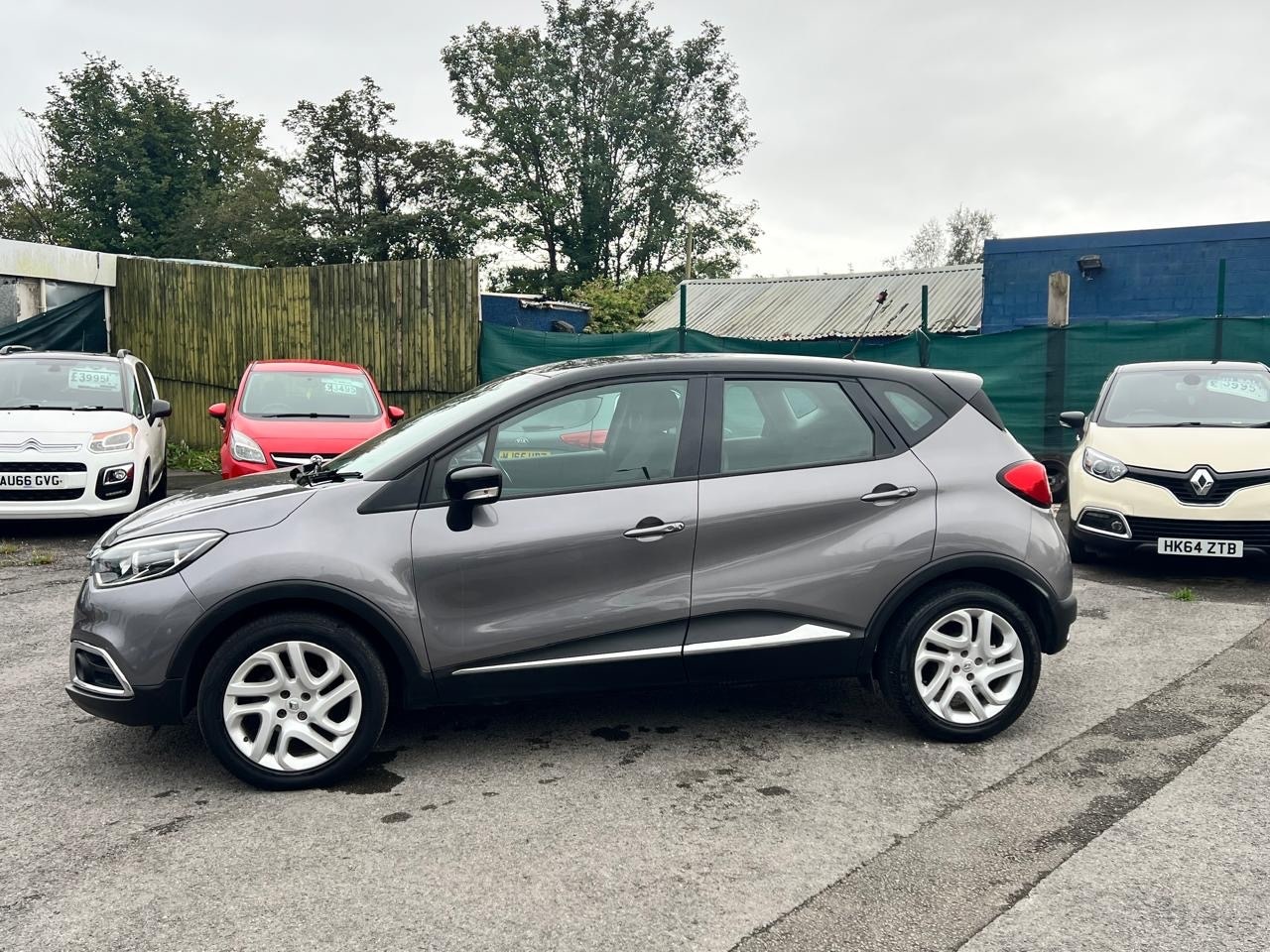 Used Renault Captur 2014 for sale - 77023379: Photo 18