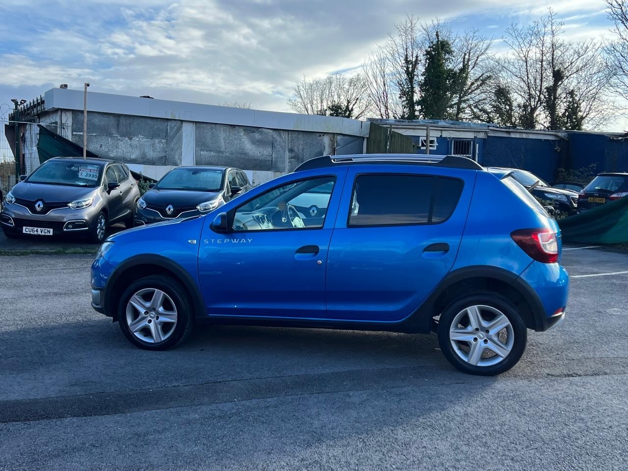 Used Dacia Sandero Stepway 2015 for sale - 77715125: Photo 10