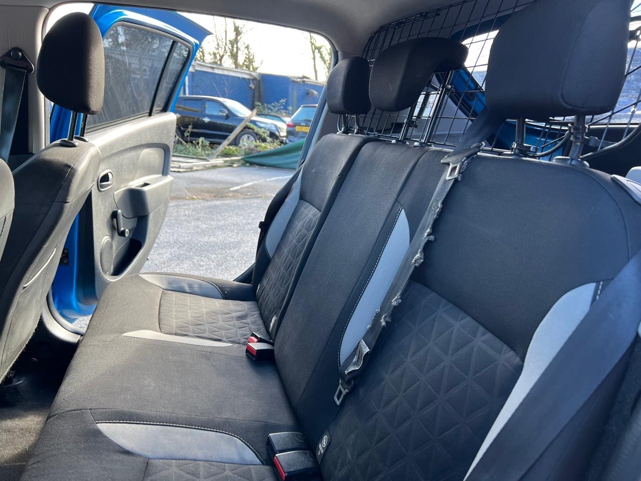 Used Dacia Sandero Stepway 2015 for sale - 77715125: Photo 17