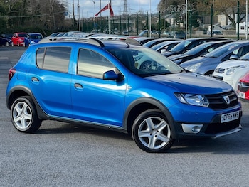 Used Dacia Sandero Stepway 2015 for sale - 77715125: Photo